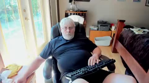 Snapshot of cloudalert62 chatting on July 28, 2026, 11:15 pm cloudalert62 online show from July 28, 2026, 11:15 pm
