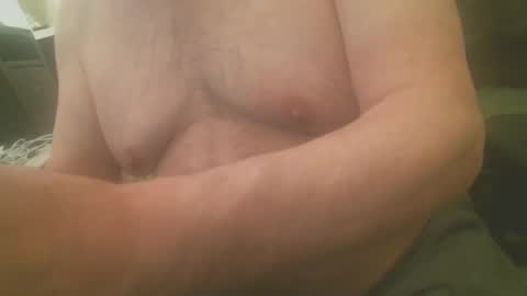 Snapshot of clouds8888 chatting on October 16, 2025, 12:06 pm clouds8888 online show from October 16, 2025, 12:06 pm