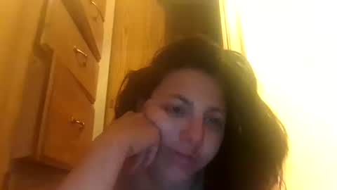 cloudybxtch69 online show from June 4, 2026, 9:10 pm