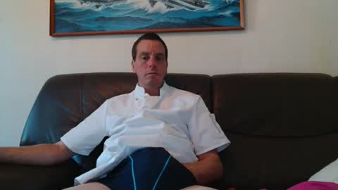 clouplefun online show from April 24, 2026, 6:27 am