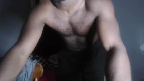 clouvo online show from November 16, 2025, 6:52 am