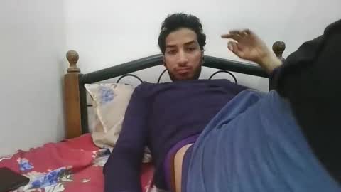 cm6punk6 online show from December 4, 2025, 4:38 pm