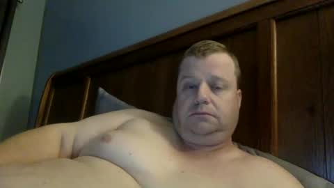 Snapshot of cmachen chatting on December 15, 2024, 11:31 pm cmachen online show from December 15, 2024, 11:31 pm