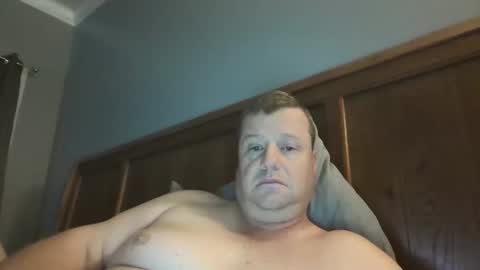 Snapshot of cmachen chatting on October 19, 2025, 4:40 pm cmachen online show from October 19, 2025, 4:40 pm