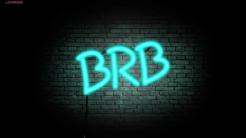 cmila0713 online show from February 12, 2025, 2:24 am