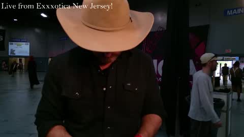 Snapshot of coaldaniels chatting on October 26, 2025, 5:30 pm Coal Daniels online show from October 26, 2025, 5:30 pm