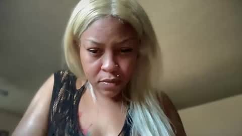 Snapshot of cocanutt_ chatting on December 16, 2024, 6:27 pm CocaNutt online show from December 16, 2024, 6:27 pm