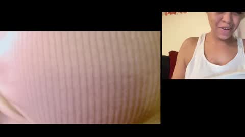 Snapshot of cocanutt_ chatting on February 24, 2025, 7:44 am CocaNutt online show from February 24, 2025, 7:44 am