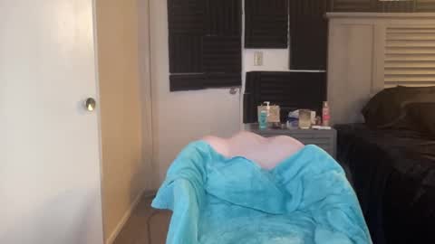 Snapshot of cocanutt_ chatting on January 10, 2026, 7:43 am CocaNutt online show from January 10, 2026, 7:43 am