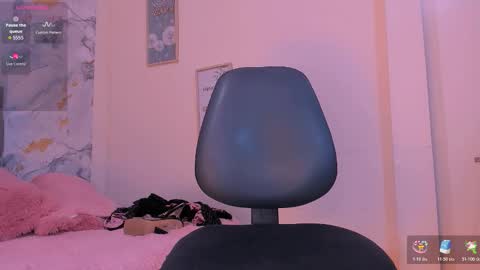 Valerie  nenitasexy online show from February 4, 2026, 1:28 pm