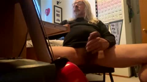 cockforshow8 online show from November 30, 2025, 7:40 pm