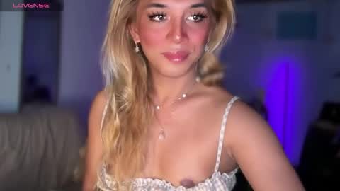 Snapshot of cockprincess_dianna chatting on March 17, 2026, 7:44 am PrincessDianna IslandGirl CUMSHOW in PVT and PASSWORDSHOW online show from March 17, 2026, 7:44 am