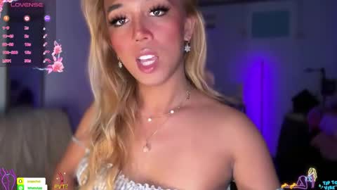 Snapshot of cockprincess_dianna chatting on March 19, 2026, 9:35 am PrincessDianna IslandGirl CUMSHOW in PVT and PASSWORDSHOW online show from March 19, 2026, 9:35 am