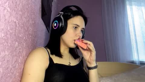 Nikki online show from October 1, 2025, 10:21 am