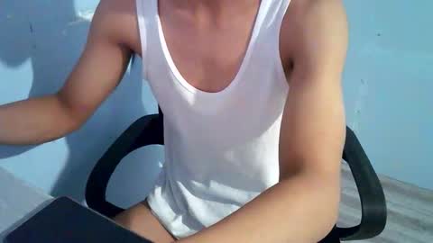 cocola000 online show from October 23, 2025, 12:59 pm