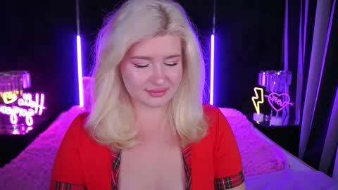 onlyfans amyleyy online show from October 9, 2025, 6:44 am