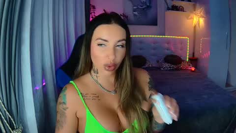 Ur goddess Nikki online show from October 20, 2025, 10:49 am