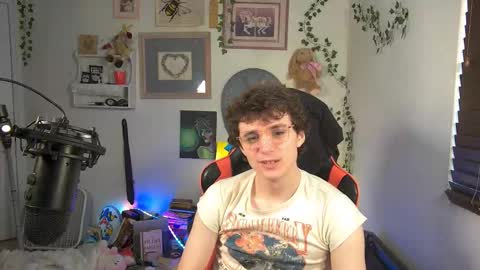 Snapshot of cokia_ chatting on February 18, 2025, 11:19 pm Cokia online show from February 18, 2025, 11:19 pm