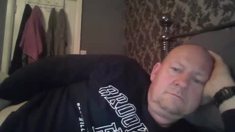 col4nows online show from March 7, 2025, 8:13 am