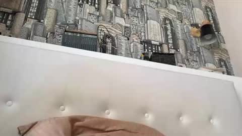 colambus83 online show from April 18, 2026, 5:33 am