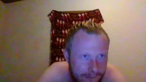 Snapshot of cole78390272 chatting on May 8, 2026, 1:44 am Cole online show from May 8, 2026, 1:44 am
