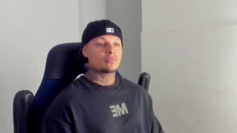 COLIN online show from December 22, 2024, 7:52 pm