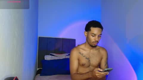 IG  online show from November 18, 2025, 11:47 am