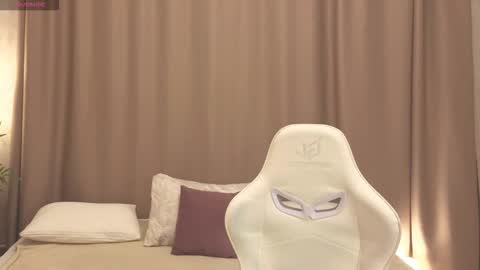 Collen Mon Tue Wed Thu Fri GMT 3 0300am - 0900am  online show from March 25, 2026, 4:46 pm