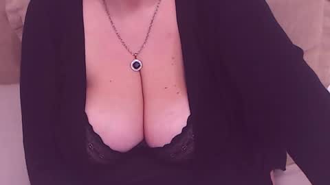 Maddison online show from February 10, 2025, 12:19 am