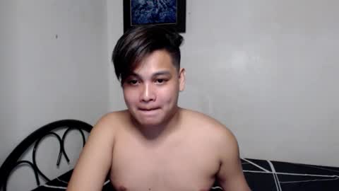 Snapshot of college_thai88 chatting on March 2, 2025, 4:42 pm Victor Grey online show from March 2, 2025, 4:42 pm