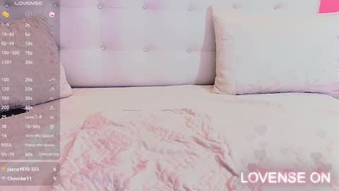 Snapshot of collegepawglovedaddy chatting on January 12, 2025, 10:33 pm MEGAN online show from January 12, 2025, 10:33 pm