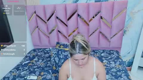 Snapshot of collegepawglovedaddy chatting on November 30, 2025, 7:40 pm MEGAN online show from November 30, 2025, 7:40 pm