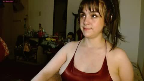 Snapshot of collette_beaufoy chatting on September 14, 2025, 4:44 am Collette online show from September 14, 2025, 4:44 am