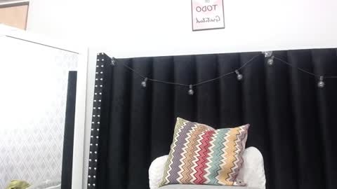 Snapshot of colombia_mommy_ chatting on December 28, 2024, 12:13 pm  GRETCHEN  online show from December 28, 2024, 12:13 pm