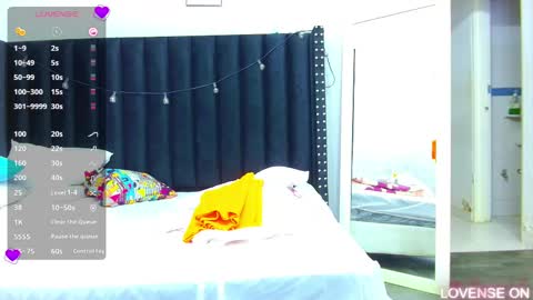 Snapshot of colombia_mommy_ chatting on March 12, 2025, 12:26 pm  GRETCHEN  online show from March 12, 2025, 12:26 pm