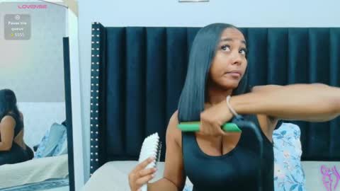  GRETCHEN  online show from April 18, 2026, 12:31 pm