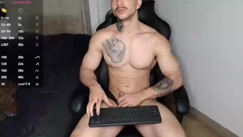 colombianmuscle8 online show from January 16, 2025, 4:28 am