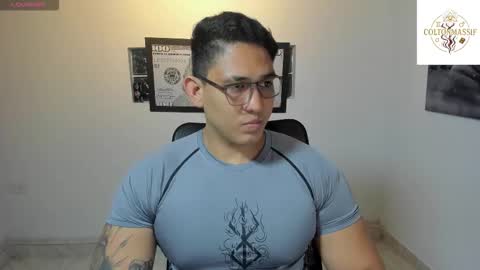 coltonmassif_ online show from November 30, 2025, 10:58 pm