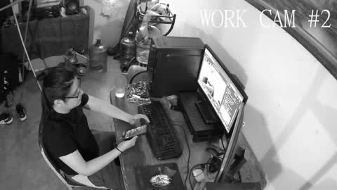 cometodani online show from April 22, 2026, 1:19 am