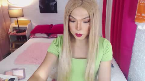 QUEEN SABRINA online show from January 6, 2026, 6:50 am