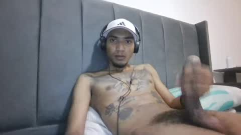 Snapshot of comoseria1927realg4life chatting on June 21, 2026, 4:48 am comoseria1927realg4life online show from June 21, 2026, 4:48 am
