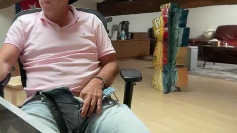 compay69 online show from September 12, 2025, 4:18 pm