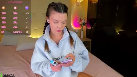 Snapshot of completee_fool chatting on November 15, 2025, 1:03 am completee_fool online show from November 15, 2025, 1:03 am