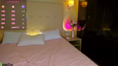 Snapshot of completee_fool chatting on November 17, 2025, 1:00 am completee_fool online show from November 17, 2025, 1:00 am