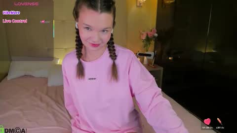 Snapshot of completee_fool chatting on December 17, 2025, 1:11 am completee_fool online show from December 17, 2025, 1:11 am