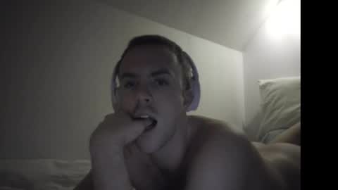 dreamy eyed lover online show from January 10, 2026, 5:09 am