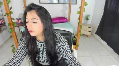 conie_love69 online show from October 2, 2025, 12:23 pm