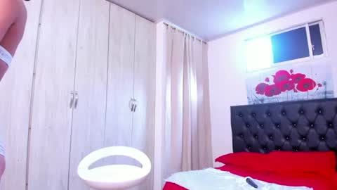 Snapshot of conni_f00x chatting on June 20, 2026, 7:27 pm conni_f00x online show from June 20, 2026, 7:27 pm