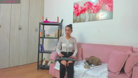Snapshot of conni_f00x chatting on June 24, 2026, 7:24 pm conni_f00x online show from June 24, 2026, 7:24 pm