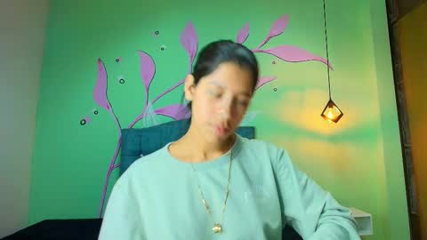 C O N N I E online show from November 27, 2025, 1:57 pm